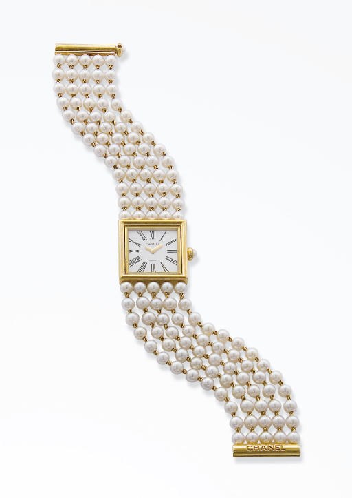 MONTRE BRACELET DE DAME "MADEMOISELLE" PERLES DE CULTURE, PAR CHANEL