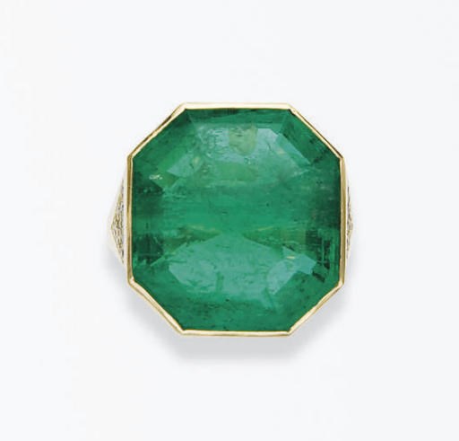BAGUE EMERAUDE ET DIAMANTS