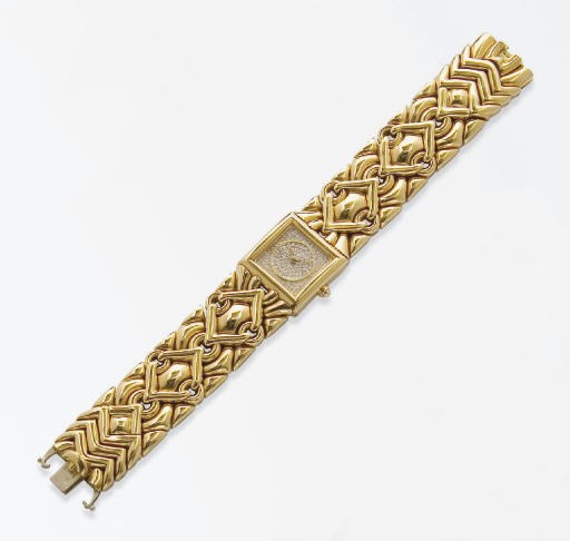MONTRE BRACELET DE DAME "TRIKA" EN OR ET DIAMANTS, PAR BULGARI