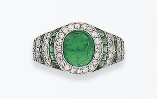 BAGUE ART DECO EMERAUDES ET DIAMANTS