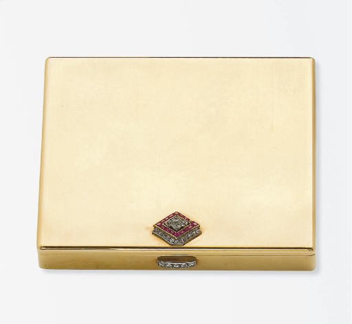 POUDRIER RUBIS ET DIAMANTS, PAR CARTIER