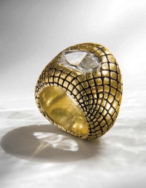 BAGUE "MOSAIQUE" EN OR ET DIAMANTS, PAR JAR
