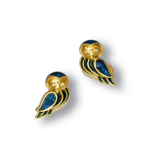 A PAIR OF ENAMEL AND GOLD CUFFLINKS, BY BOUCHERON