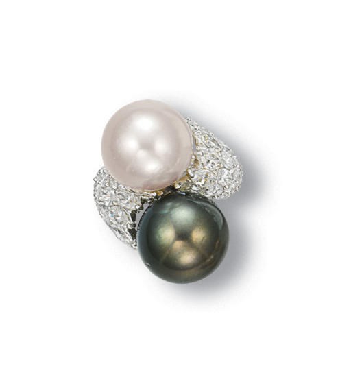 A CULTURED PEARL AND DIAMOND RING