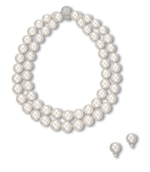 A SUITE OF CULTURED PEARL AND DIAMOND JEWELLERY