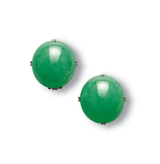 A PAIR OF JADEITE EAR CLIPS