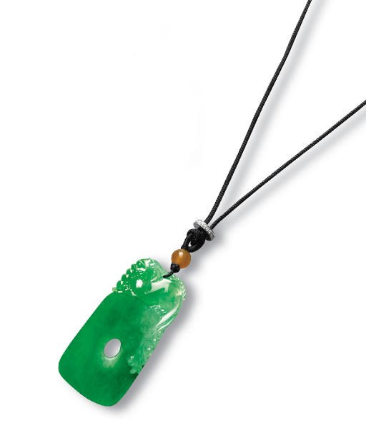 A JADEITE AND DIAMOND PENDENT NECKLACE