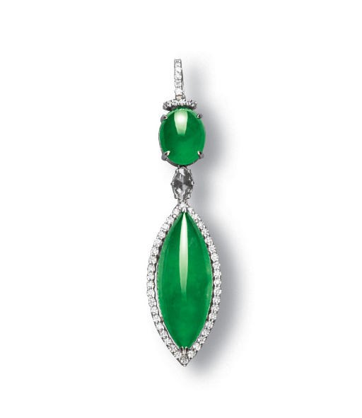 A JADEITE AND DIAMOND PENDANT