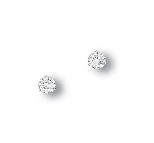 A PAIR OF DIAMOND EAR STUDS