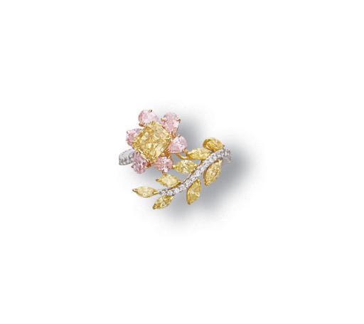 A COLOURED DIAMOND AND DIAMOND RING