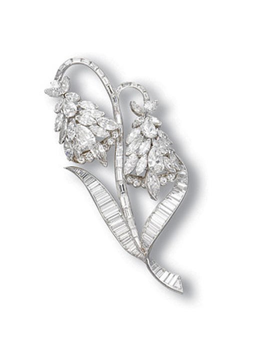 A DIAMOND BROOCH, BY VAN CLEEF & ARPELS