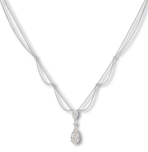 A DIAMOND PENDENT NECKLACE