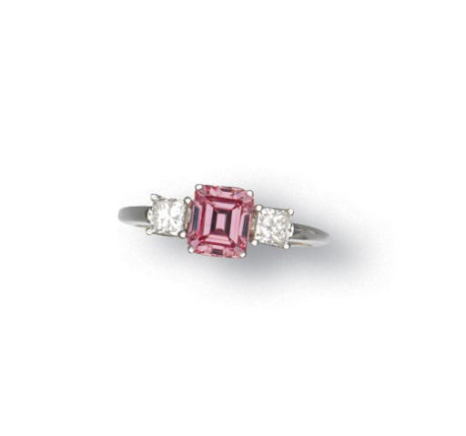 A CHARMING COLOURED DIAMOND AND DIAMOND RING