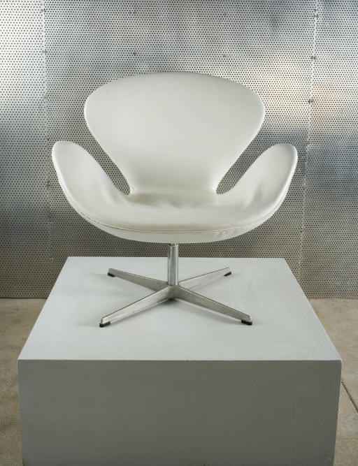 ARNE JACOBSEN
