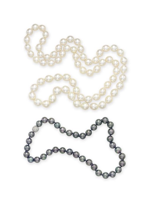 A PAIR OF SINGLE-STRAND CULTURED PEARL NECKLACES