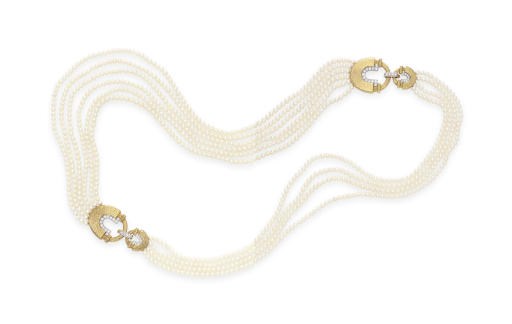 A MULTI-STRAND CULTURED PEARL NECKLACE