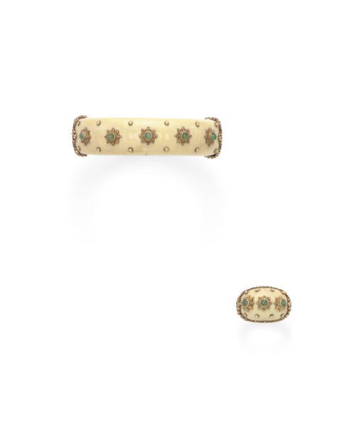 **A SET OF IVORY, EMERALD AND GOLD JEWELRY, BY BUCCELLATI