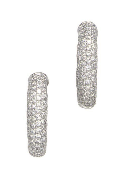 A PAIR OF DIAMOND EAR CLIPS