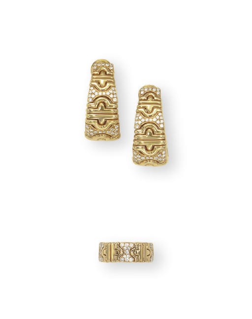 A SET OF DIAMOND AND GOLD "PARENTESI" JEWELRY, BY BULGARI