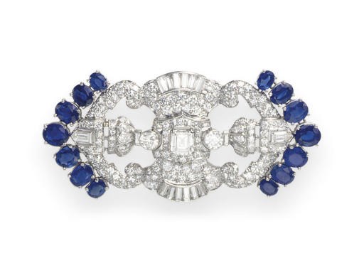 A DIAMOND AND SAPPHIRE BROOCH