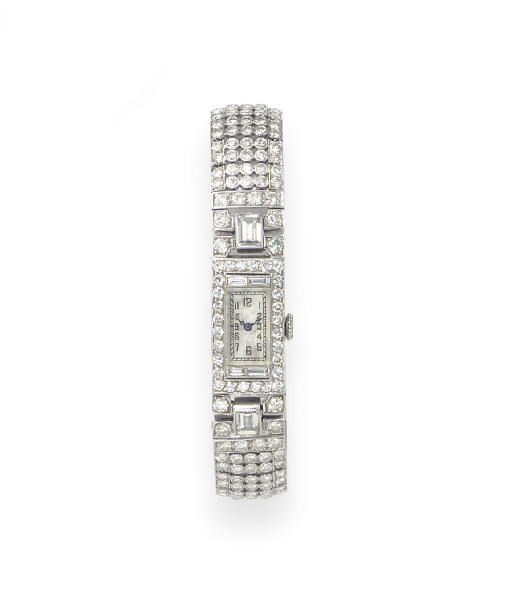 AN ART DECO DIAMOND WRISTWATCH, BY CARTIER
