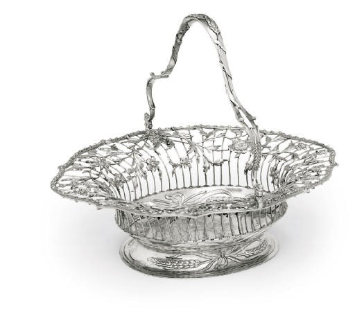 A GEORGE III SILVER BASKET