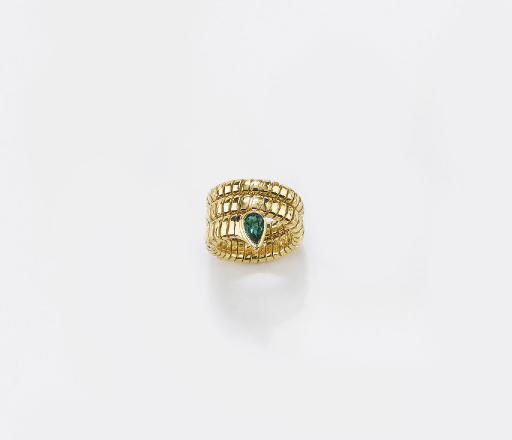 ANELLO A SERPENTE IN ORO E SMERALDO, FIRMATO BULGARI
