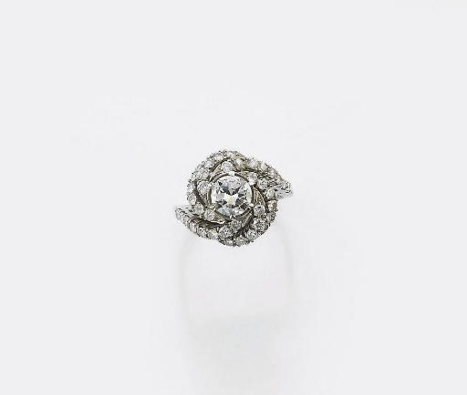 ANELLO CON DIAMANTI