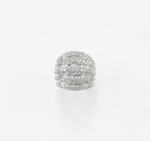 ANELLO IN ORO E BRILLANTI
