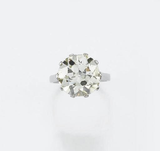 ANELLO CON BRILLANTE TAGLIO VECCHIO