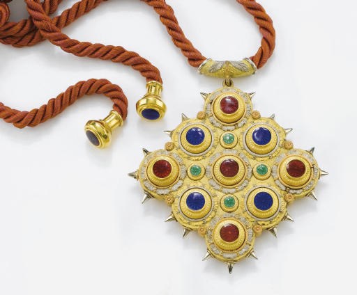 PENDENTE IN ORO E SMALTI, FIRMATO CAZZANIGA