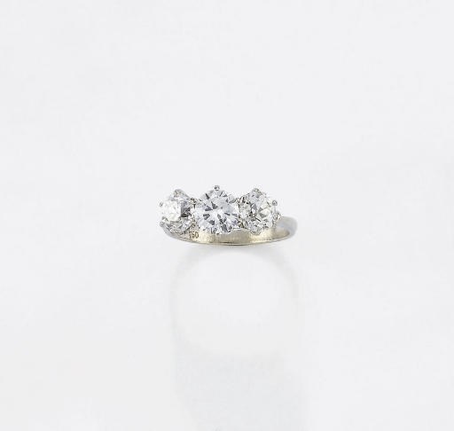 ANELLO IN ORO E BRILLANTI