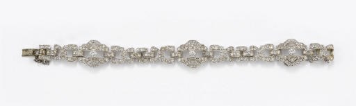 BRACCIALE A FASCIA SEMISNODATO IN DIAMANTI