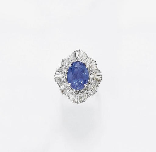 ANELLO IN ORO CON ZAFFIRO E DIAMANTI