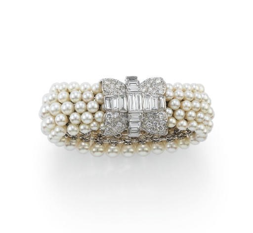 BRACCIALE IN ORO PERLE COLTIVATE E DIAMANTI, FIRMATO WEBB