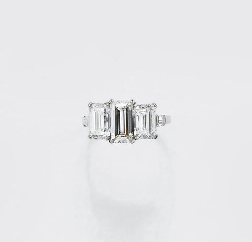 ANELLO IN DIAMANTI, FIRMATO BULGARI
