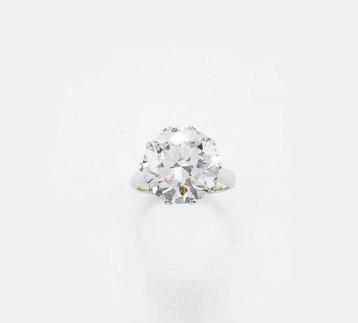 ANELLO IN ORO CON BRILLANTE