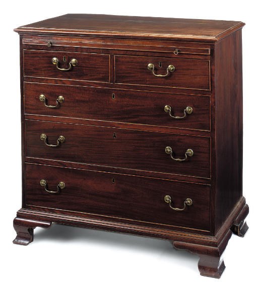 A GEORGE III MAHOGANY CHEST