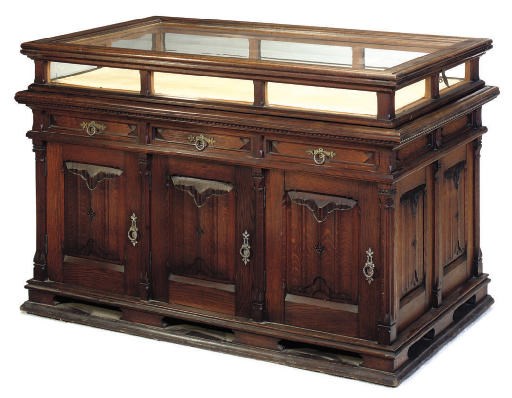 A LATE VICTORIAN COLLECTOR'S DISPLAY CABINET