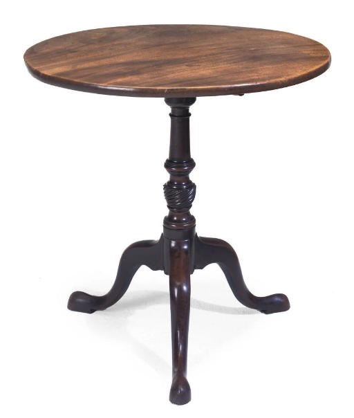 A GEORGE III MAHOGANY TRIPOD TABLE