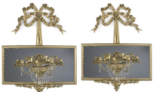 A PAIR OF GILTWOOD THREE-LIGHT GIRONDOLES