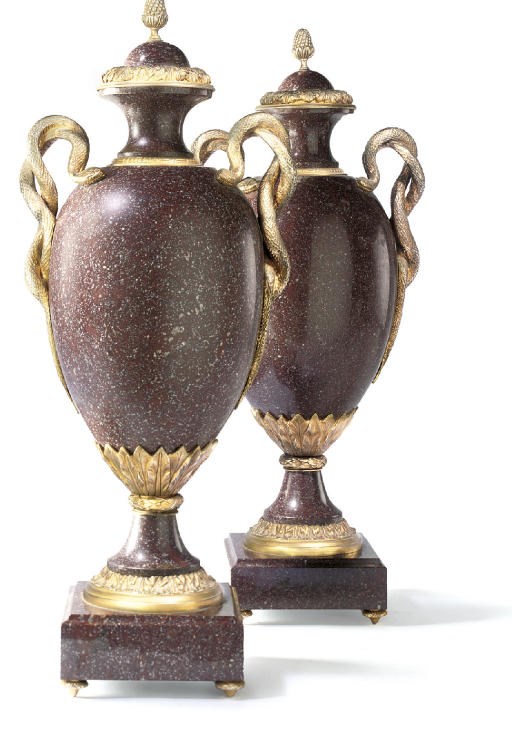A PAIR OF GILT-BRONZE AND SIMULATED PORPHYRY SCAGLIOLA ORNAMENTAL URNS