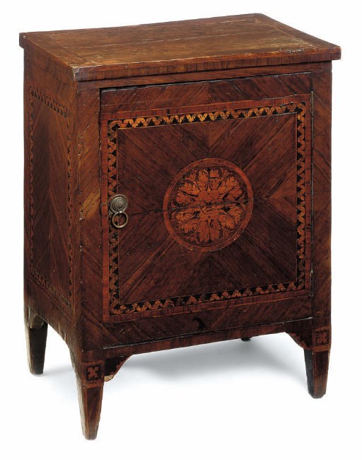 A NORTH ITALIAN WALNUT AND MARQUETRY COMMODINO