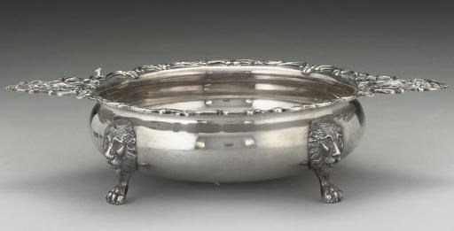 AN EDWARDIAN SILVER TWO-HANDLED FRUIT BOWL,