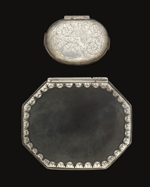 A LATE 17TH CENTURY SILVER OVAL SPICE BOX,