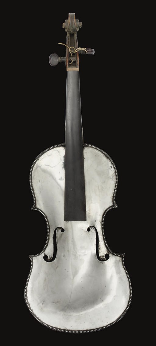 A VERY RARE & POSSIBLY UNIQUE 18TH CENTURY INDIAN COLONIAL SILVER SCALE REPLICA OF A VIOLIN,