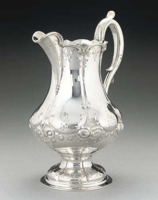 A 19TH CENTURY AMERICAN SILVER WATER JUG,