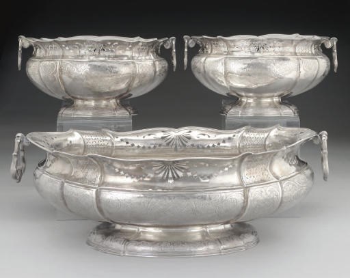 A SUITE OF THREE CONTINENTAL METALWARE JARDINIERES,