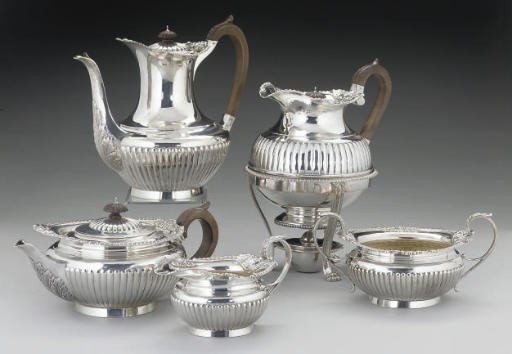 A LATE VICTORIAN SILVER CAPE PATTERN TEA & COFFEE SERVICE,