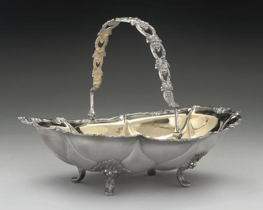 A 19TH CENTURY RUSSIAN SILVER SWING-HANDLED CAKE BASKET,